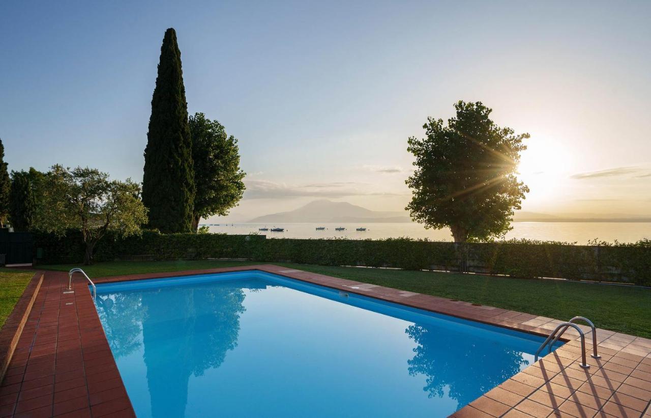 Lakeview Apartment Primea Sirmione Zewnętrze zdjęcie